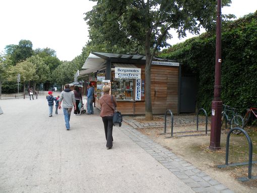  vente de bergamotes, gaufres, crêpes, Parc de la Pépinière